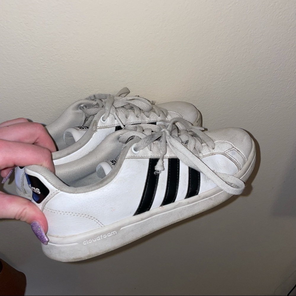 White adidas superstars